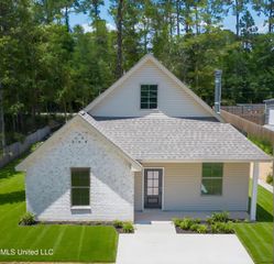 212 Music Street, Waveland, MS 39576