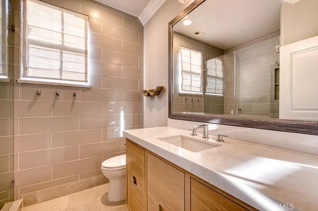 16 Golden Poppy, Coto De Caza, CA 92679