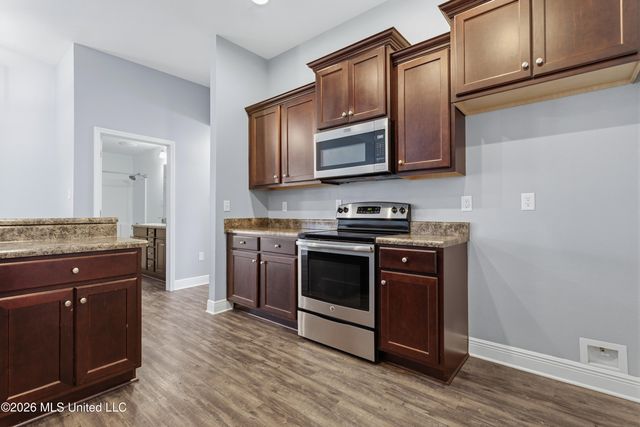 152 Saltmeadow Circle, Ocean Springs, MS 39564