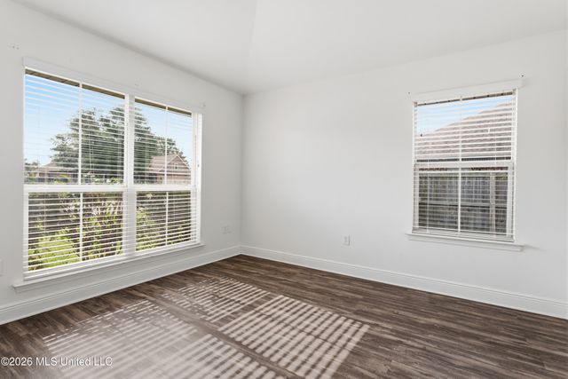 152 Saltmeadow Circle, Ocean Springs, MS 39564
