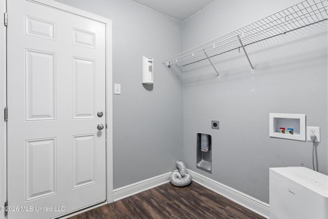 152 Saltmeadow Circle, Ocean Springs, MS 39564