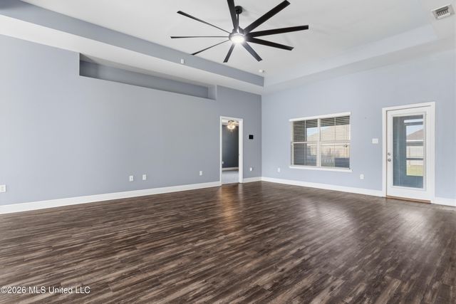 152 Saltmeadow Circle, Ocean Springs, MS 39564