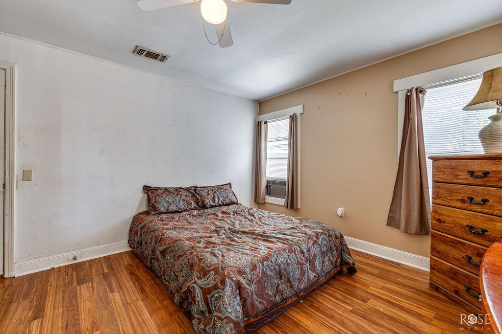 Image 15 of property listing at 208 Lipan Drive, San Angelo, TX 76903