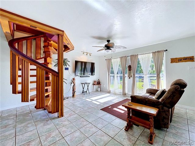 11590 N Kayak Point, Inglis, FL 34449