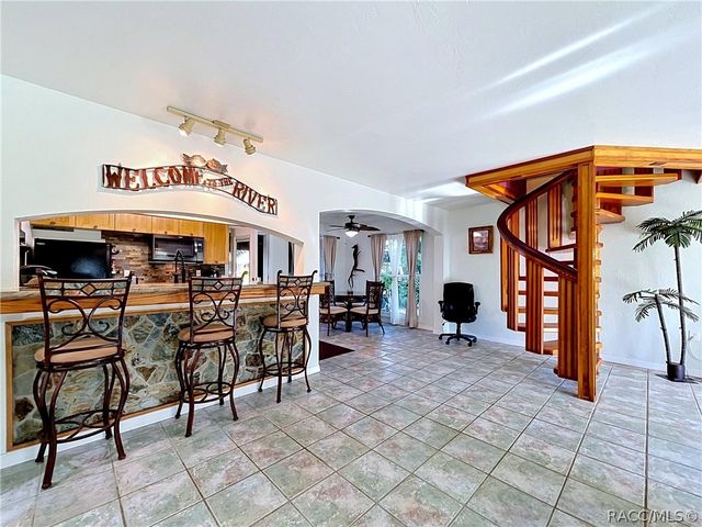 11590 N Kayak Point, Inglis, FL 34449