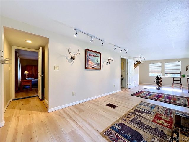 11590 N Kayak Point, Inglis, FL 34449