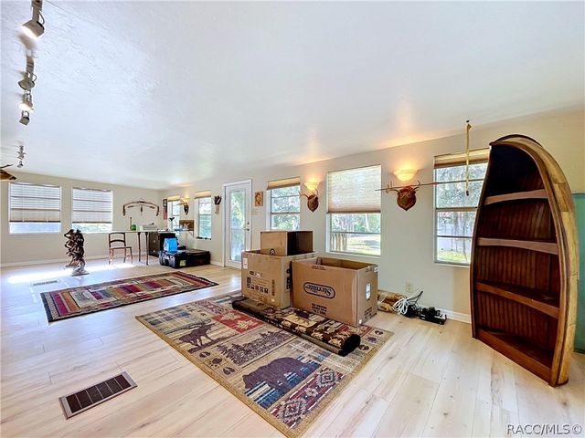 11590 N Kayak Point, Inglis, FL 34449