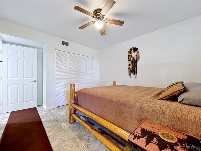 11590 N Kayak Point, Inglis, FL 34449
