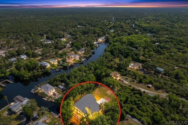 11590 N Kayak Point, Inglis, FL 34449