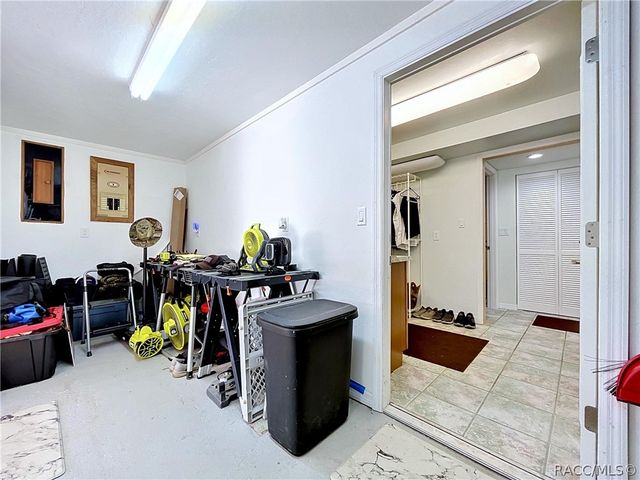 11590 N Kayak Point, Inglis, FL 34449