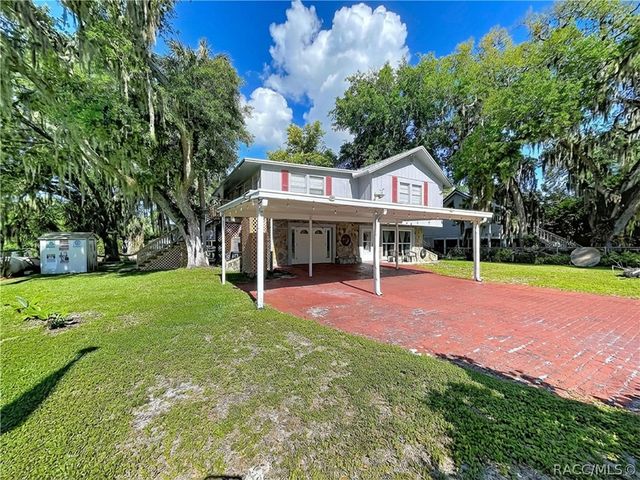 11590 N Kayak Point, Inglis, FL 34449
