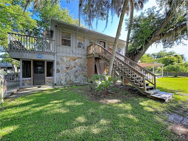 11590 N Kayak Point, Inglis, FL 34449