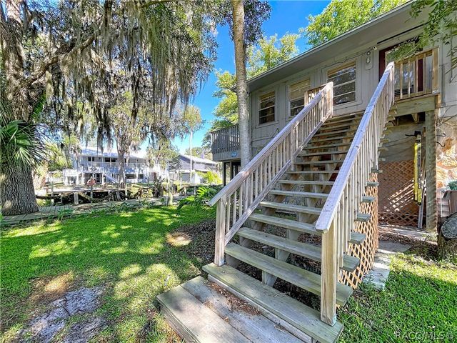 11590 N Kayak Point, Inglis, FL 34449