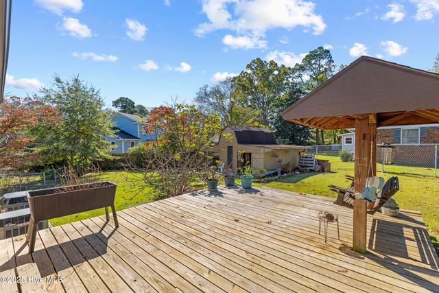 508 University Drive, Jacksonville, NC 28546