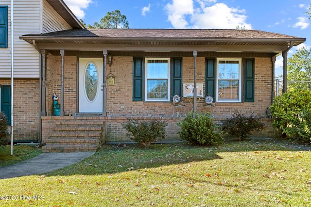 508 University Drive, Jacksonville, NC 28546