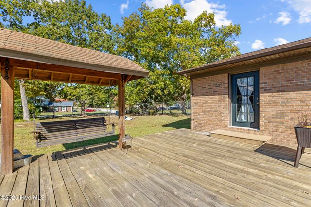 508 University Drive, Jacksonville, NC 28546