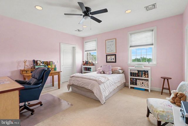 1080 SWATARA RD, Hershey, PA 17033