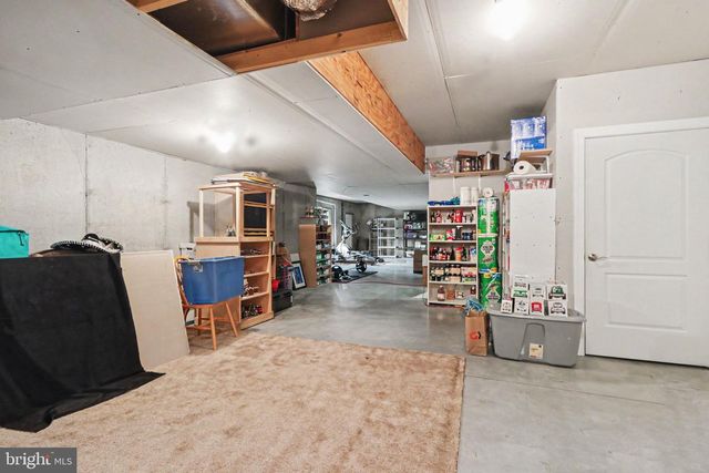 1080 SWATARA RD, Hershey, PA 17033