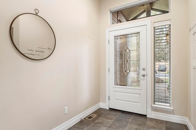 784 Ribbon Falls Road, Redmond, OR 97756