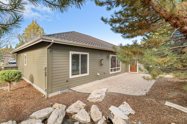 784 Ribbon Falls Road, Redmond, OR 97756