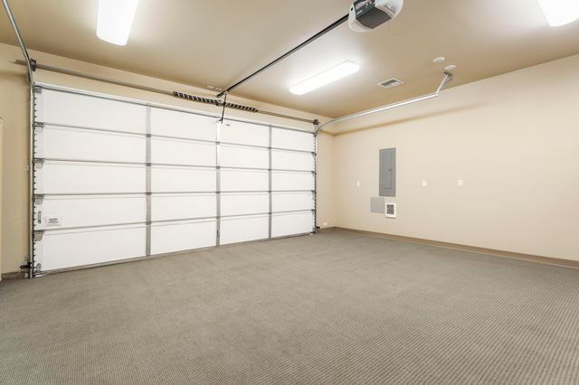 784 Ribbon Falls Road, Redmond, OR 97756