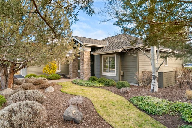 784 Ribbon Falls Road, Redmond, OR 97756