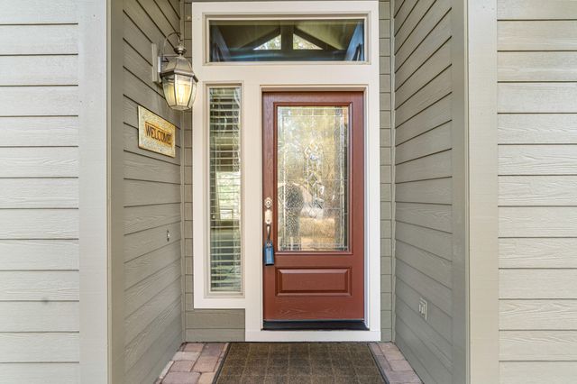 784 Ribbon Falls Road, Redmond, OR 97756