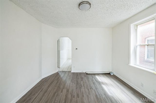 4931 Mardel Avenue, St Louis, MO 63109