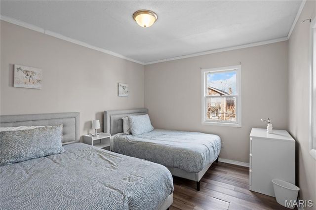 4931 Mardel Avenue, St Louis, MO 63109