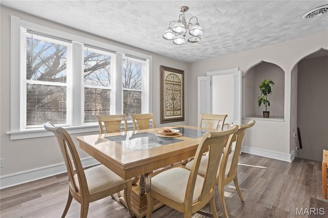 4931 Mardel Avenue, St Louis, MO 63109