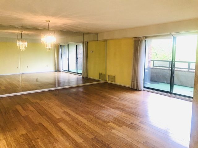 402 Paradise 2L, Swampscott, MA 01907