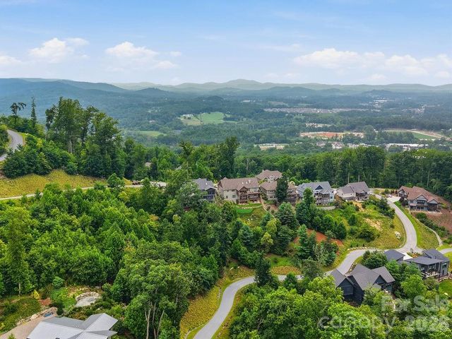 21 Marble Heights Trail, Hendersonville, NC 28791