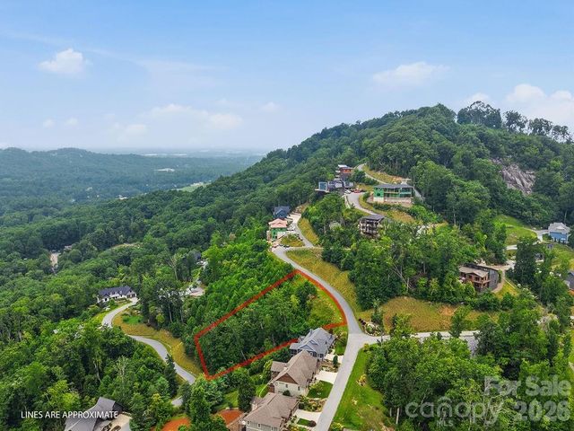 21 Marble Heights Trail, Hendersonville, NC 28791