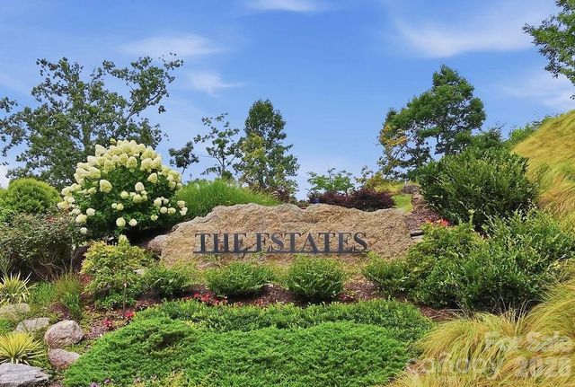 21 Marble Heights Trail, Hendersonville, NC 28791
