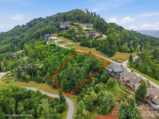 21 Marble Heights Trail, Hendersonville, NC 28791