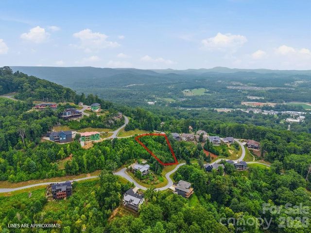 21 Marble Heights Trail, Hendersonville, NC 28791