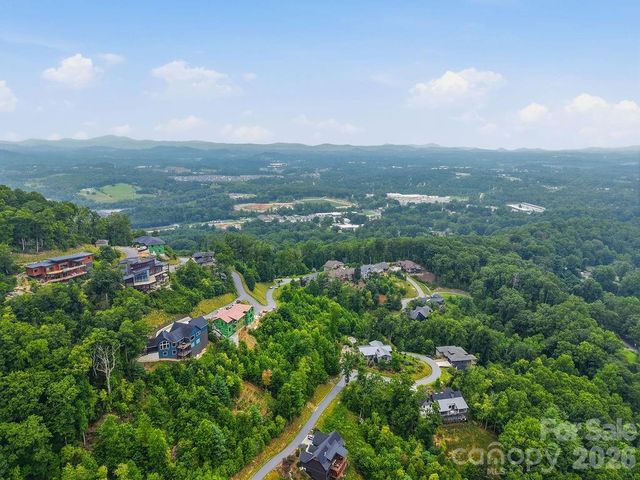 21 Marble Heights Trail, Hendersonville, NC 28791