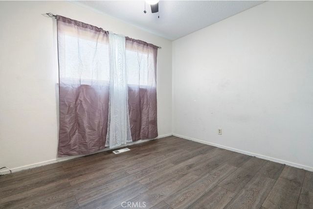 5097 E Carmen Ave, Fresno, CA 93727