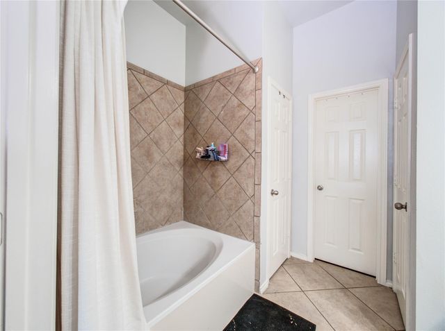 14926 Tuttle Point Drive, Houston, TX 77082