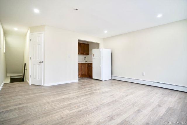 90-15 207th Street, Queens Village, NY 11428