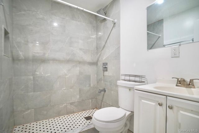 90-15 207th Street, Queens Village, NY 11428