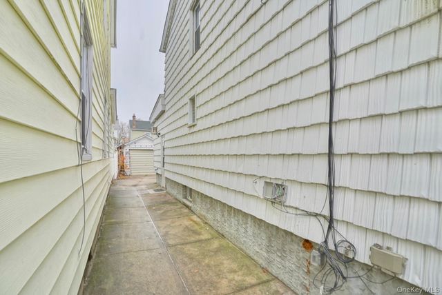 90-15 207th Street, Queens Village, NY 11428