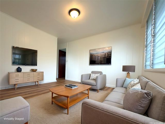 3347 Kalua Road, Honolulu, HI 96816