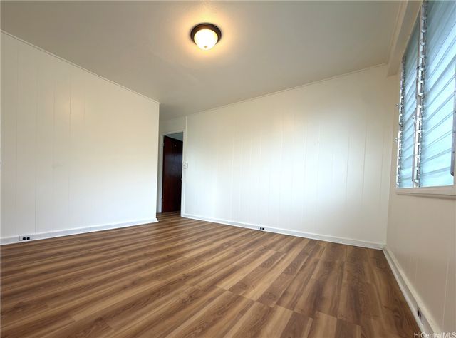 3347 Kalua Road, Honolulu, HI 96816