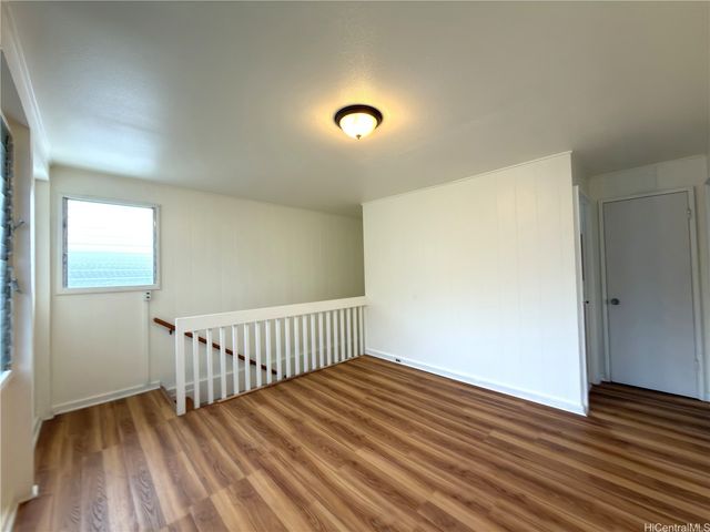 3347 Kalua Road, Honolulu, HI 96816