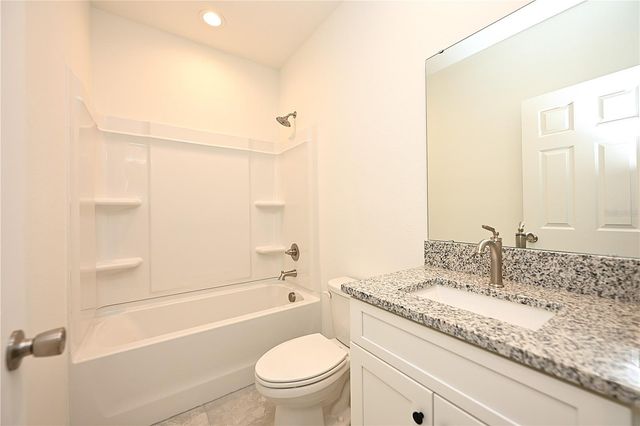 1011 N BRUNNELL PARKWAY, Lakeland, FL 33805