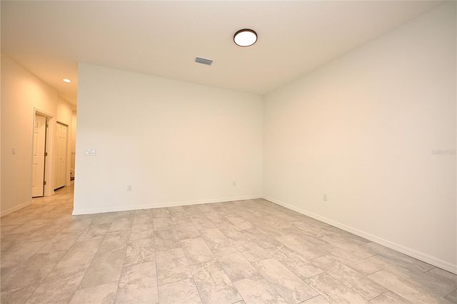 1011 N BRUNNELL PARKWAY, Lakeland, FL 33805