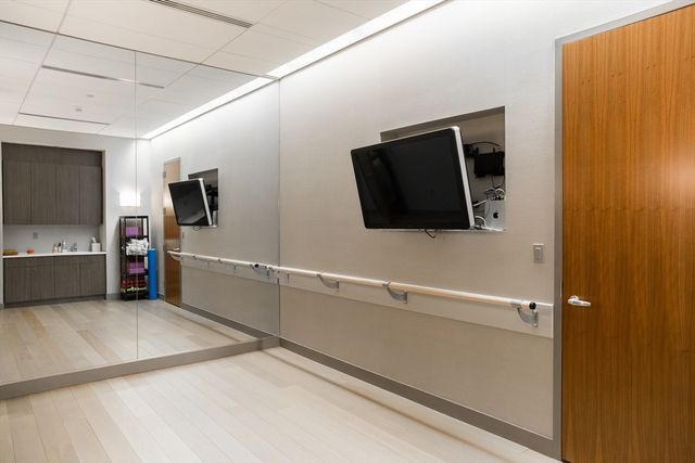 580 Washington St. 2A, Boston, MA 02111