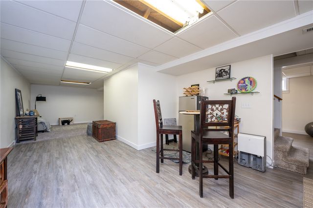 3817 Riverside Drive NE, Cedar Rapids, IA 52411