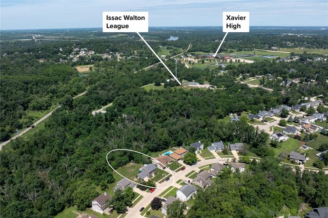 3817 Riverside Drive NE, Cedar Rapids, IA 52411